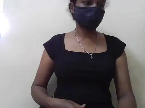 Snapshot of BlushSexyBanu chatting on June 24, 6:12 am BlushSexyBanu online show from June 24, 6:12 am