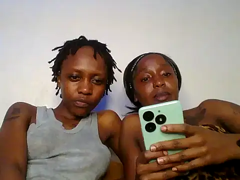 Pretty-Caramel1 online show from July 22, 9:28 pm