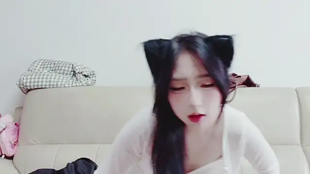 Snapshot of qiao-520 chatting on June 15, 4:15 am qiao-520 online show from June 15, 4:15 am