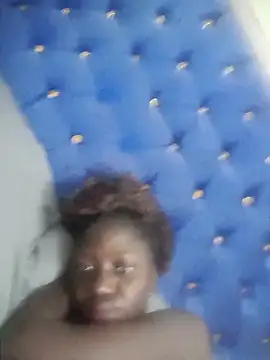 Snapshot of sexymolly chatting on July 9, 2:21 pm sexymolly online show from July 9, 2:21 pm
