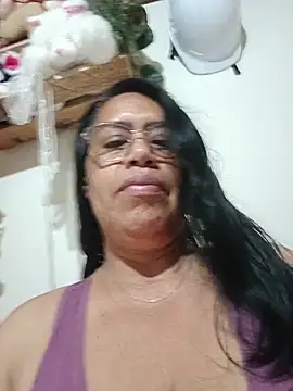Snapshot of Emilif_ chatting on July 24, 3:04 am Emilif online show from July 24, 3:04 am