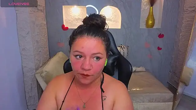 Cony curly b online show from July 24, 3:04 am
