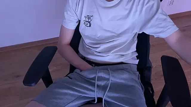 CyprianFireroom online show from July 29, 9:13 pm