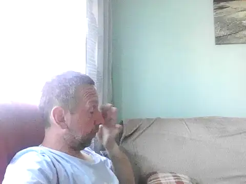 Snapshot of RafalekRozmarynowski81 chatting on June 28, 5:46 am RafalekRozmarynowski81 online show from June 28, 5:46 am