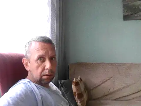 Snapshot of RafalekRozmarynowski81 chatting on July 3, 5:03 am RafalekRozmarynowski81 online show from July 3, 5:03 am