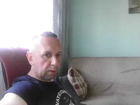 Snapshot of RafalekRozmarynowski81 chatting on July 17, 4:41 am RafalekRozmarynowski81 online show from July 17, 4:41 am