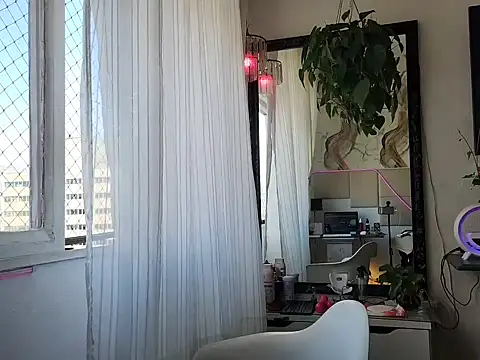 Snapshot of EnricoNetto chatting on August 8, 3:14 pm EnricoNetto online show from August 8, 3:14 pm