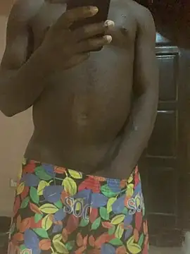 Snapshot of bigdickjohson1200 chatting on June 19, 2:43 pm bigdickjohson1200 online show from June 19, 2:43 pm
