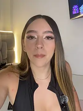 Bellarose x1 online show from June 21, 3:31 am