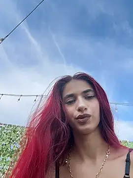 VixenRosse online show from July 19, 5:11 am