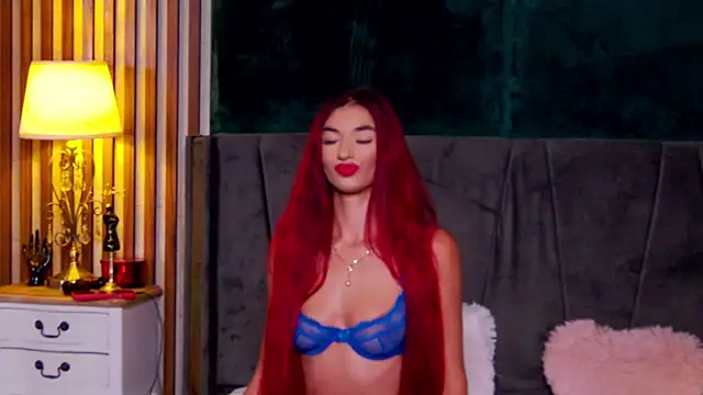 VixenRosse online show from July 22, 5:10 am
