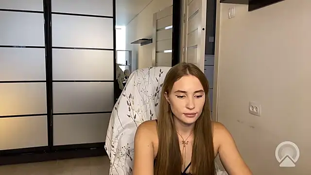 Miss Luna meow online show from August 1, 10:36 am