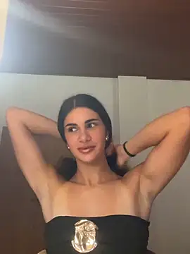 sarahlfvxo online show from June 20, 4:21 pm