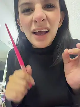 Snapshot of Mia_Alanna chatting on June 24, 11:48 pm Mia Alanna online show from June 24, 11:48 pm