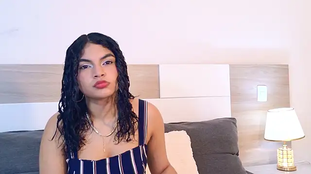 MelodyAlvarez online show from July 25, 12:03 pm