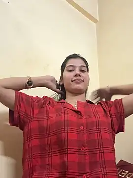 Snapshot of Sara_910 chatting on June 20, 7:33 am Sara 910 online show from June 20, 7:33 am
