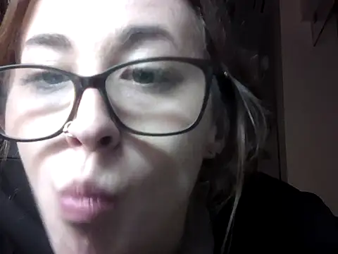 Snapshot of NeedyNina chatting on June 25, 5:12 am NeedyNina online show from June 25, 5:12 am