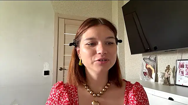 Karolinefrog online show from June 17, 12:02 am