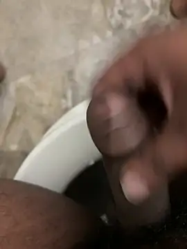 tharinduxo online show from June 29, 7:14 am