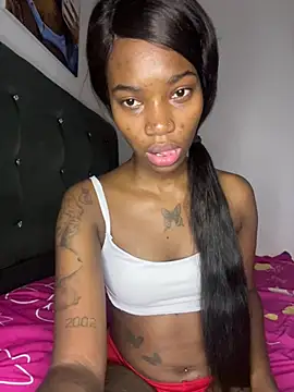 Snapshot of ShakiraThompss18 chatting on July 14, 10:54 am ShakiraThompss18 online show from July 14, 10:54 am