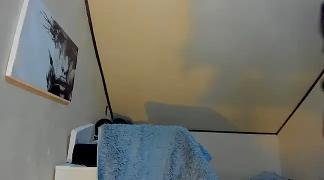 xServiceDollx online show from February 25, 12:55 pm