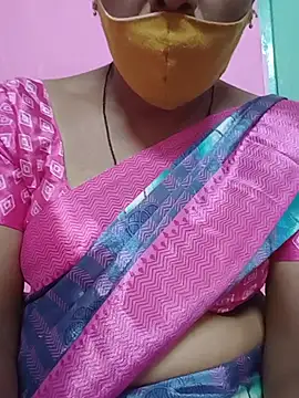 Snapshot of Tamilsexy35 chatting on July 4, 1:39 pm Tamilsexy35 online show from July 4, 1:39 pm