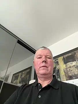 Snapshot of cumboy chatting on January 13, 11:30 am cumboy online show from January 13, 11:30 am