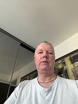 Snapshot of cumboy chatting on March 1, 11:17 am cumboy online show from March 1, 11:17 am