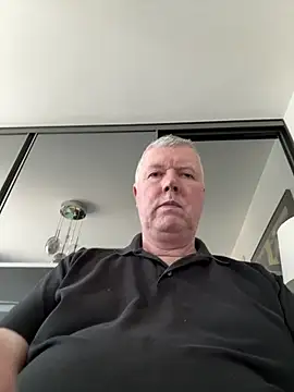 Snapshot of cumboy chatting on March 3, 11:44 am cumboy online show from March 3, 11:44 am