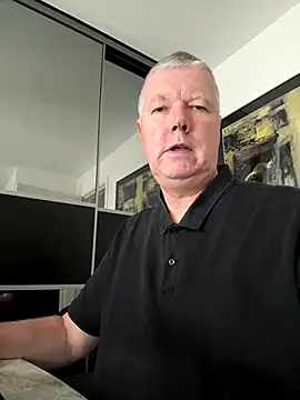 Snapshot of cumboy chatting on October 14, 9:10 am cumboy online show from October 14, 9:10 am