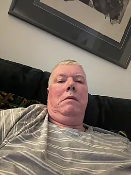 Snapshot of cumboy chatting on February 22, 11:36 pm cumboy online show from February 22, 11:36 pm