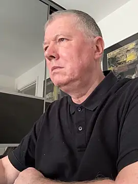 Snapshot of cumboy chatting on February 27, 11:32 am cumboy online show from February 27, 11:32 am