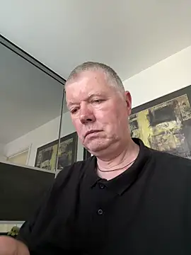 cumboy online show from June 9, 9:43 am