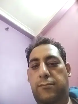 Snapshot of chuby38male chatting on June 23, 4:10 am chuby38male online show from June 23, 4:10 am