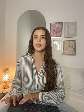 Isabellebotero online show from July 3, 4:35 pm