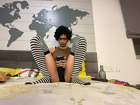 Snapshot of vale_vzg chatting on July 2, 6:25 pm vale vzg online show from July 2, 6:25 pm