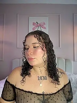Doll Ivy online show from July 22, 3:20 am