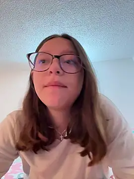 Snapshot of ALISSON_SANZ1 chatting on June 17, 5:58 pm ALISSON SANZ1 online show from June 17, 5:58 pm