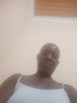 freaky-pussy2 online show from August 2, 4:44 am