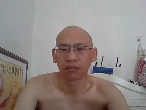 Snapshot of benly888 chatting on June 28, 12:27 am benly888 online show from June 28, 12:27 am