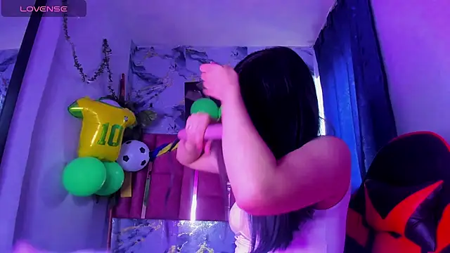 Snapshot of Melliks chatting on July 12, 7:05 pm Melliks online show from July 12, 7:05 pm