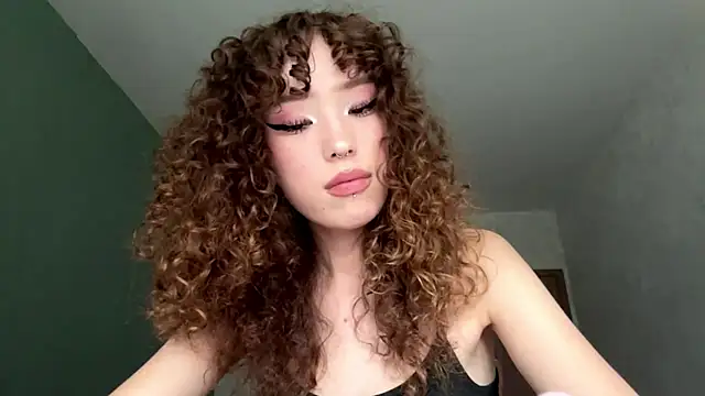Snapshot of NullllTigers chatting on August 5, 10:07 am NullllTigers online show from August 5, 10:07 am