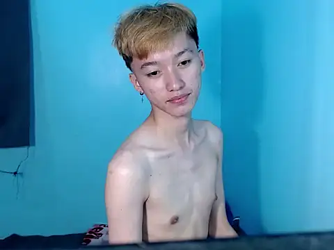 Fem phiLboy69 online show from June 27, 4:28 am