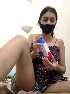 Snapshot of pooja_riya chatting on July 9, 2:48 am pooja riya online show from July 9, 2:48 am