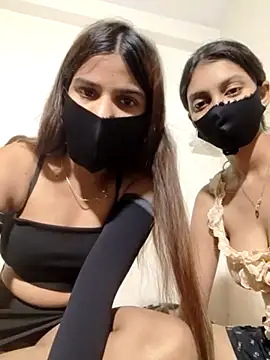 Snapshot of pooja_riya chatting on July 11, 3:09 am pooja riya online show from July 11, 3:09 am