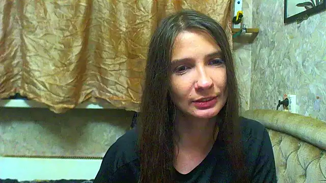 Alison Wale online show from June 19, 3:38 pm