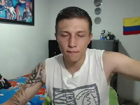 Stiiveen777 online show from July 19, 12:58 am