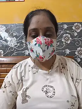 Snapshot of Garimaa_Cherry chatting on July 3, 6:03 pm Garimaa Cherry online show from July 3, 6:03 pm