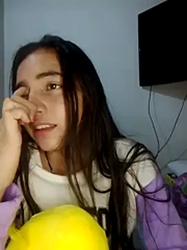 Snapshot of Julia_valentina chatting on July 21, 3:31 am Julia valentina online show from July 21, 3:31 am