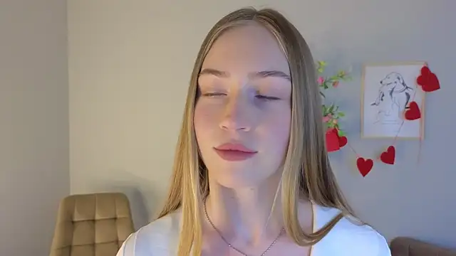 Mary Bradley online show from June 26, 10:19 am